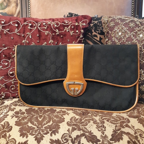 Gucci Handbags - 💅🇮🇹GUCCI VINTAGE CLUTCH